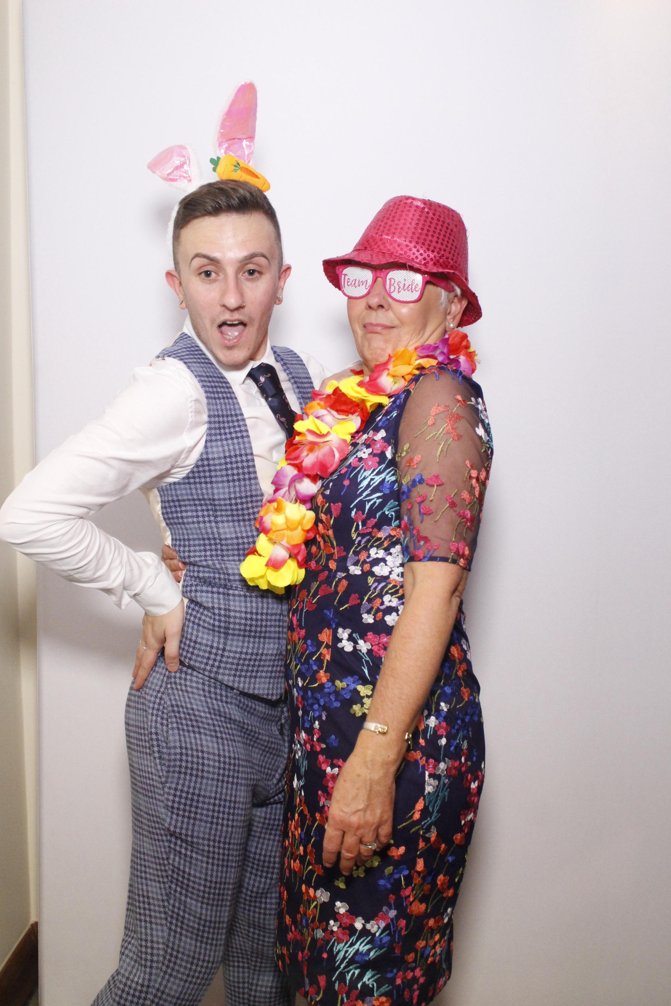 Luke & Emily's Wedding | View more photos from the event at gallery.myphotoboothexperience.co.uk/u/MyPhotoBoothExperienceLtd/Luke-Emilys-Wedding
